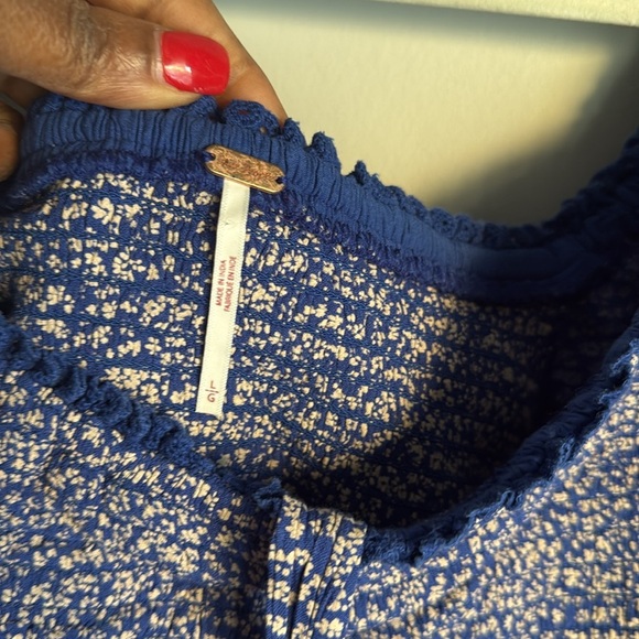 Free People Britnee  Floral Cropped Peplum Smocked Puff Sleeve Top Large - Picture 7 of 10